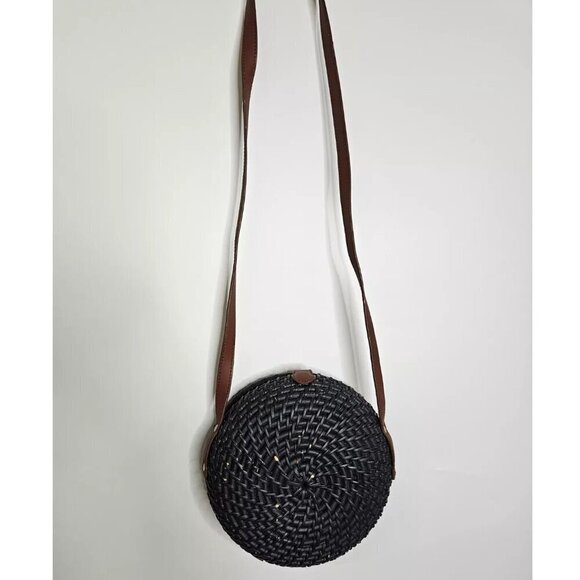 NWT J Crew Round Rattan Floral Crossbody Bag Beautiful Rattan Purse Black L8652 - Picture 3 of 7
